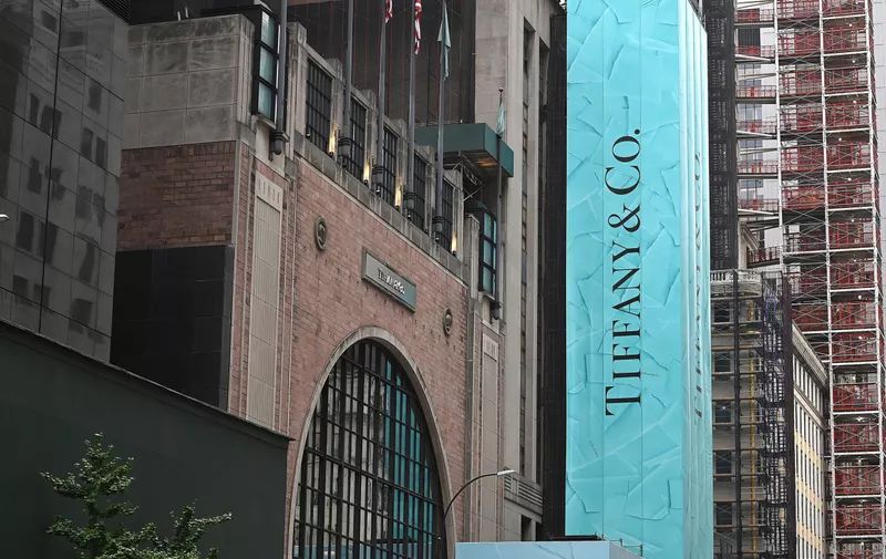 Tiffany &amp; Co. flagship store along 57th Street in New York, NY, September 10, 2020. The planned sale of Tiffany &amp; Co. to Louis Vuitton owner LVMH for $16.2 Billion is in doubt as each side are prepared to file court papers to sue one another; Tiffany is suing LVMH for trying to get end the deal, and LVMH suing Tiffany for mismanagement under the Coronavirus crisis. (Anthony Behar/Sipa USA),Image: 557352435, License: Rights-managed, Restrictions: *** World Rights ***, Model Release: no