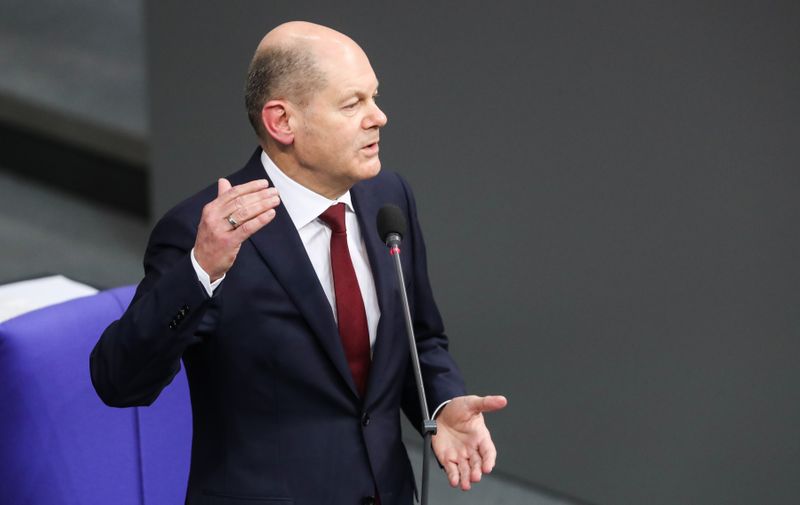 (220112) -- BERLIN, Jan. 12, 2022 (Xinhua) -- German Chancellor Olaf Scholz attends a question session of German Bundestag in Berlin, capital of Germany, on Jan. 12, 2022.,Image: 652283901, License: Rights-managed, Restrictions: , Model Release: no, Credit line: Profimedia