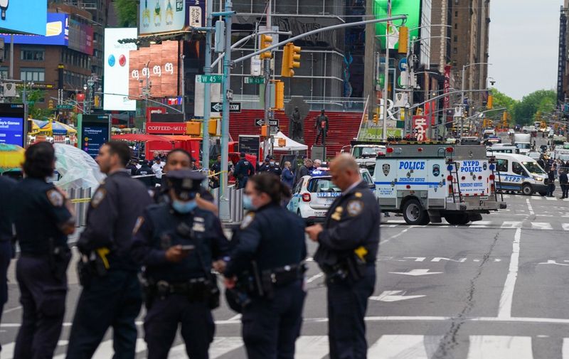 NEW YORK, NY - MAY 08: Police officers are seen in Times Square on May 8, 2021 in New York City. According to reports, three people, including a toddler, were injured in a shooting near West 44th St. and 7th Ave.   David Dee Delgado/Getty Images/AFP (Photo by David Dee Delgado / GETTY IMAGES NORTH AMERICA / Getty Images via AFP)