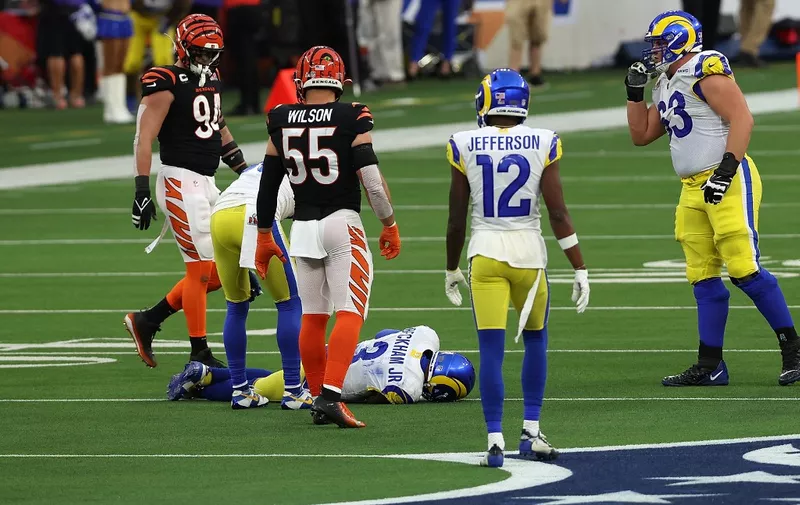 INGLEWOOD, CALIFORNIA - FEBRUARY 13: Odell Beckham Jr. #3 of the Los Angeles Rams lies on the ground following an injury during the first half of Super Bowl LVI against the Cincinnati Bengals at SoFi Stadium on February 13, 2022 in Inglewood, California.   Rob Carr/Getty Images/AFP (Photo by Rob Carr / GETTY IMAGES NORTH AMERICA / Getty Images via AFP)