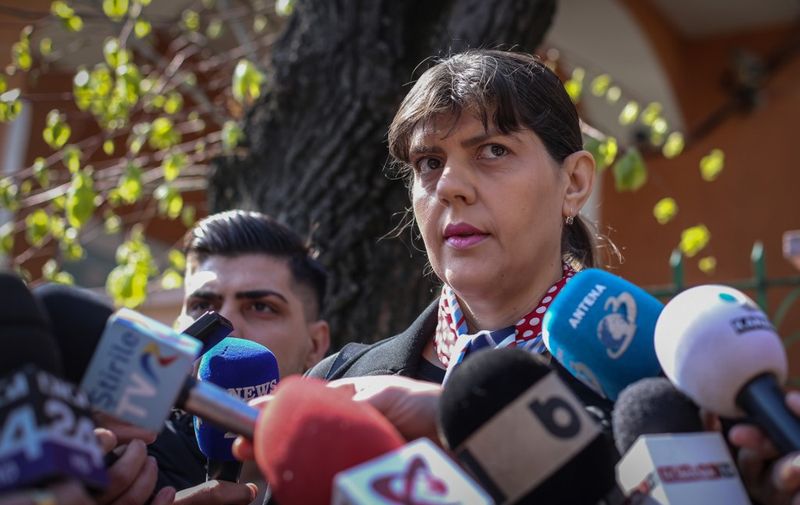 Romanian magistrate Laura Codruta Kovesi, former DNA (National Anti-corruption Department) chief arrives at a police station in Bucharest on March 29, 2019 as she has to report regularly to police. - Kovesi, a favourite to become the EU's first-ever top prosecutor, reported to police on March 29, 2019 under measures introduced against her as part of indictments for alleged corruption offences. (Photo by George Calin / AFP)