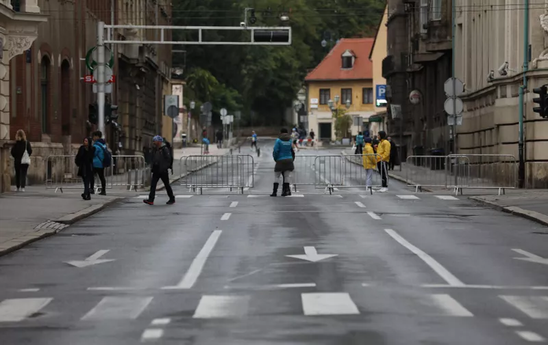 10.10.2021., Zagreb - Posebna regulacija prometa u sredistu Zagreba tijekom odrzavanja 29. Zagrebackog maratona.
