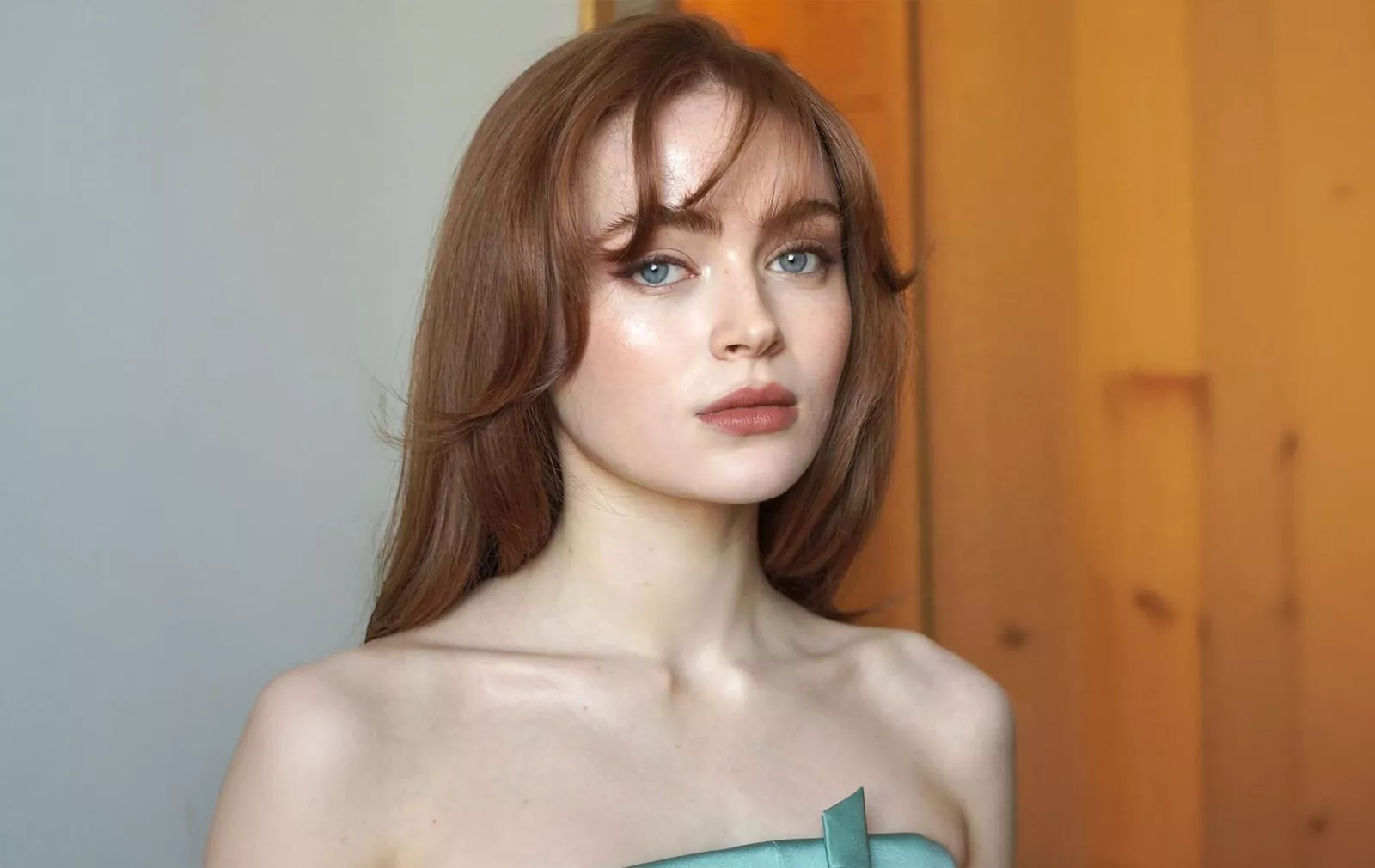 Želite da vam koža izgleda zaglađenije i odmornije? Isprobajte novi candlelit make-up trend