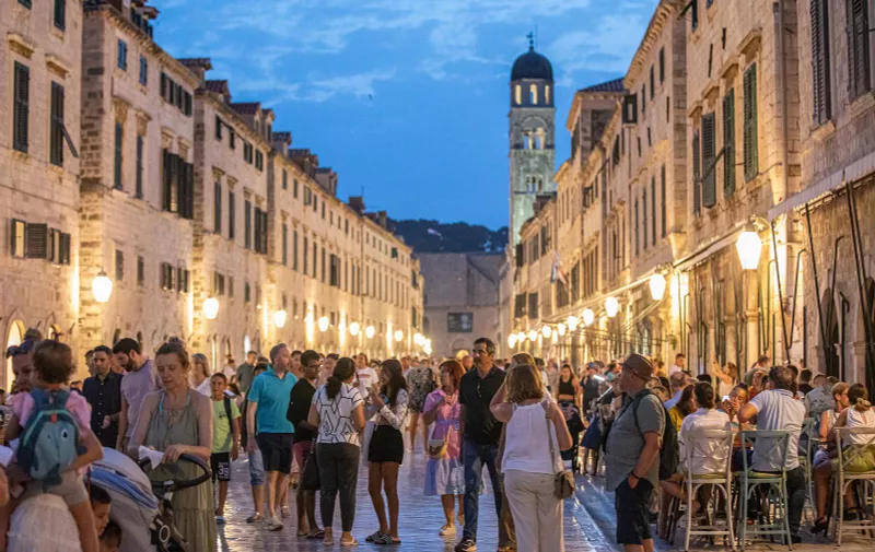 23.06.2023., Stara gradska jezgra, Dubrovnik - Gradski kadrovi. Kasno popodne i vecer u gradu.
 Photo: Grgo Jelavic/PIXSELL