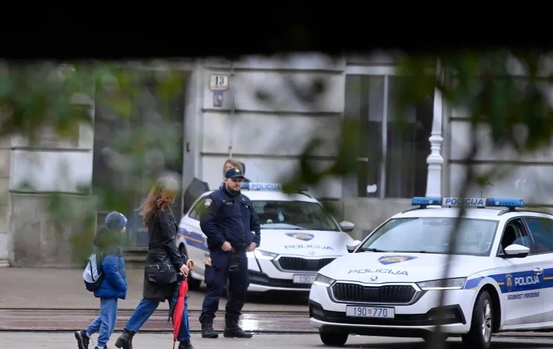 21.11.2023., Zagreb - Policija na ulicama grada uoci susreta Hrvatske i Armenije Photo: Igor Soban/PIXSELL