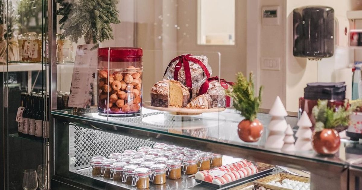 Ekipa iz Noela otvorila je deli trgovinu tik do restorana. Tatarski