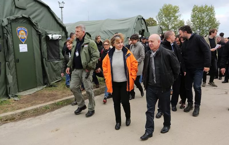 21.10.2015., Opatovac - Strani diplomati u obilasku prihvatnog centra kako bi se uvjerili u stanje s izbjeglicama.
Photo: Marko Mrkonjic/PIXSELL