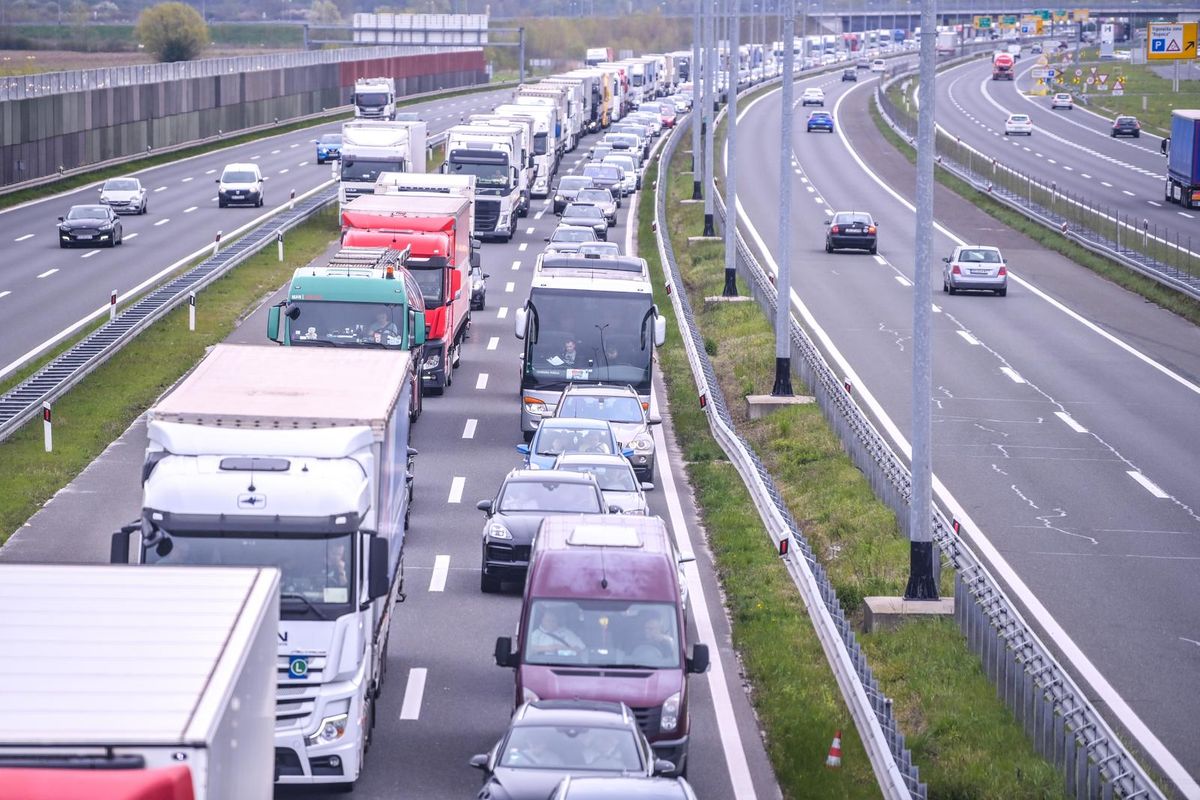 Fotogalerija Ovako Izgleda Totalni Kolaps Na Autocesti Oko Zagreba Kolona Duga I Do 11 6000