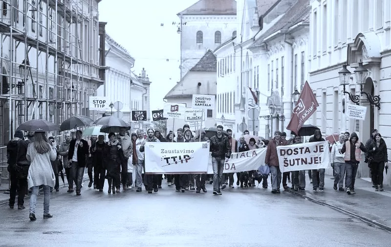 Protestna akcija inicijative "Zaustavimo TTIP" na Markovom trgu