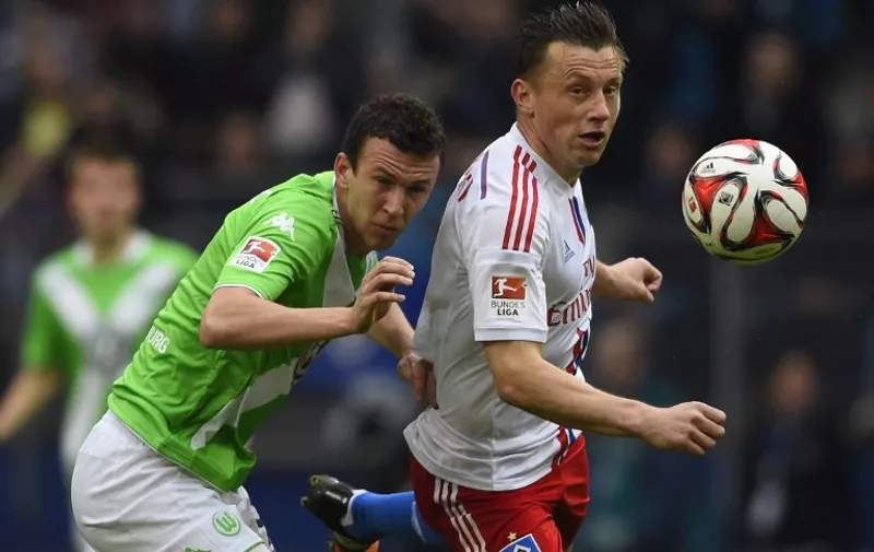 Hamburg&#8217;s Croatian forward Ivica Olic (R) and Wolfsburg&#8217;s Croatian midfielder Ivan Perisic vie for the ball during the German first division Bundesliga football match Hamburger SV vs VfL Wolfsburg in Hamburg, northern Germany, on April 11, 2015. AFP PHOTO / RESTRICTIONS &#8211; DFL RULES TO LIMIT THE ONLINE USAGE DURING MATCH TIME TO 15 PICTURES [&hellip;]