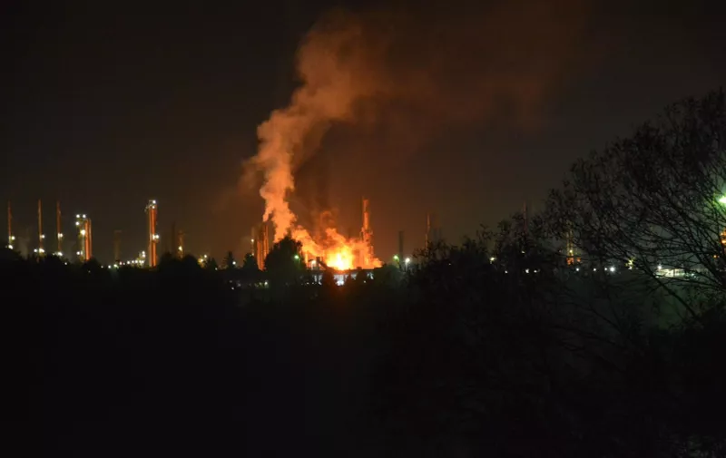 09.10.2018., Slavonski Brod - U rafineriji u Bosanskom brodu doslo je do velike eksplozije koja se osjetila i u Slavonskom Brodu. 
Photo: Ivica Galovic/PIXSELL