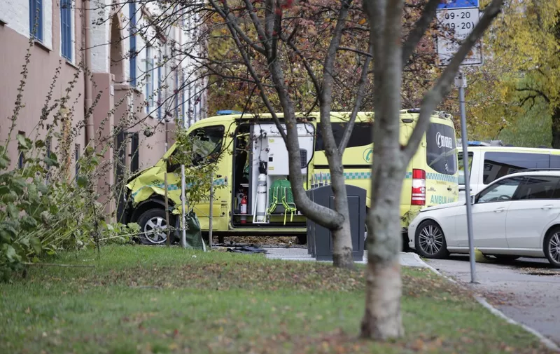 A stolen ambulance car that crashed into a house is pictured on October 22, 2019 in Oslo, Norway. - Norwegian police arrested an armed man who, according to media reports, went on the rampage in Oslo inthe stolen ambulance, running down pedestrians including a baby in a pram. (Photo by Stian Lysberg Solum / NTB Scanpix / AFP) / Norway OUT