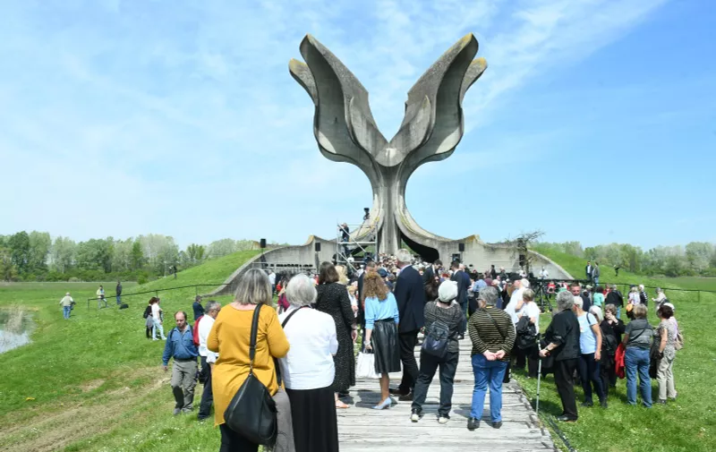 23.04.2023., Jasenovac - Komemoracija u znak sjecanja na zrtve logora Jasenovac, kao i prezivjele zatocenike logora. Na komemoraciji u Spomen-podrucju Jasenovac okupili su se predsjednici drzave, Vlade i Sabora, brojni drzavni i lokalni duznosnici, predstavnici udruga, kao i prezivjeli zatocenici logora.

 Photo: Nikola Cutuk/PIXSELL
