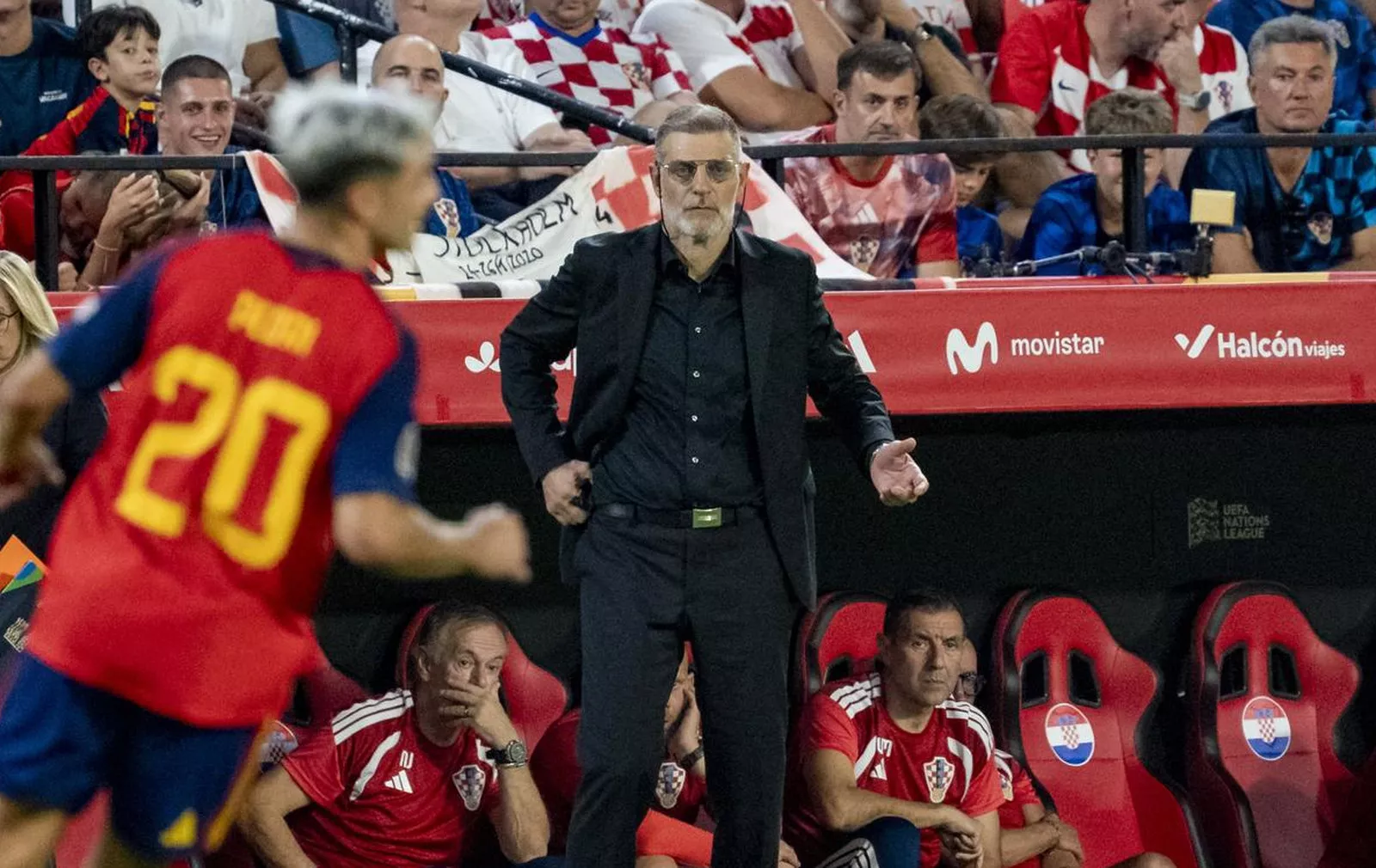 Jeste li primjetili kako je Bilić poludio na suca? Snimka je hit: ‘Idiote jedan, što me gledaš?!’