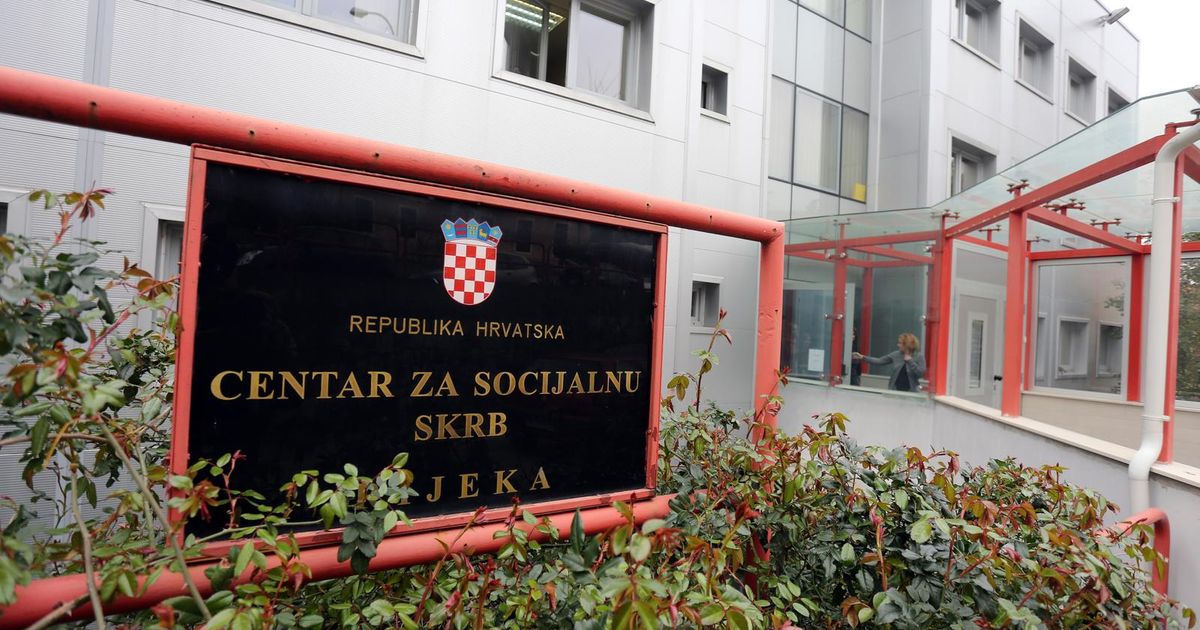 Skrb Suradnica Centra za socijalnu skrb snimljena kako tipu s 13 kaznenih ...