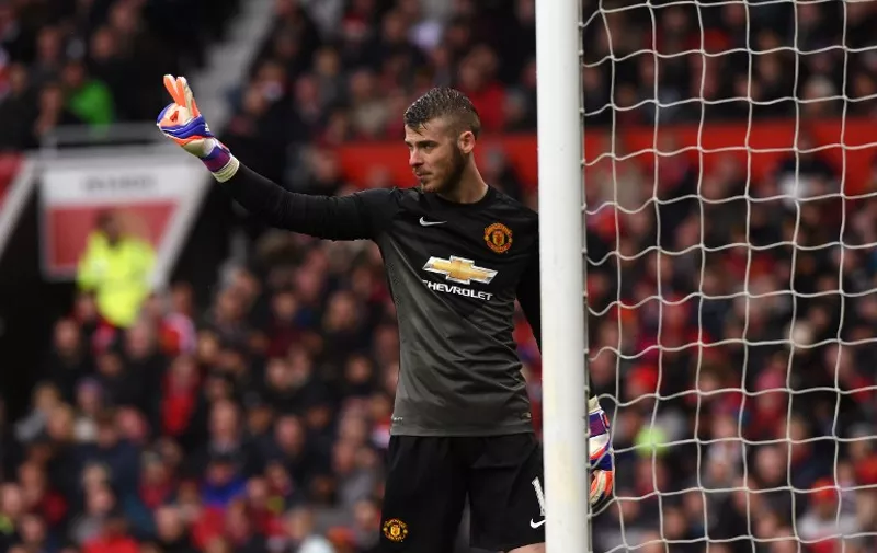 Manchester United&#8217;s Spanish goalkeeper David de Gea gestures during the English Premier League football match between Manchester United and Manchester City at Old Trafford in Manchester, north west England, on April 12, 2015. AFP PHOTO / PAUL ELLIS RESTRICTED TO EDITORIAL USE. NO USE WITH UNAUTHORIZED AUDIO, VIDEO, DATA, FIXTURE LISTS, CLUB/LEAGUE LOGOS OR LIVE [&hellip;]