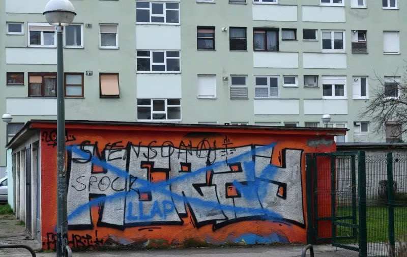 08.02.2021., Zagreb - 2015.g. na zidu garaze u blizini ekonomske skole osvanuo je grafit Mr. Spocka iz TV serije Zvjezdane staze, posvecen glumcu Leonardu Nimoyu, danas 2021. grafit Spocka je prebojan. 
Photo: Marko Lukunic/PIXSELL