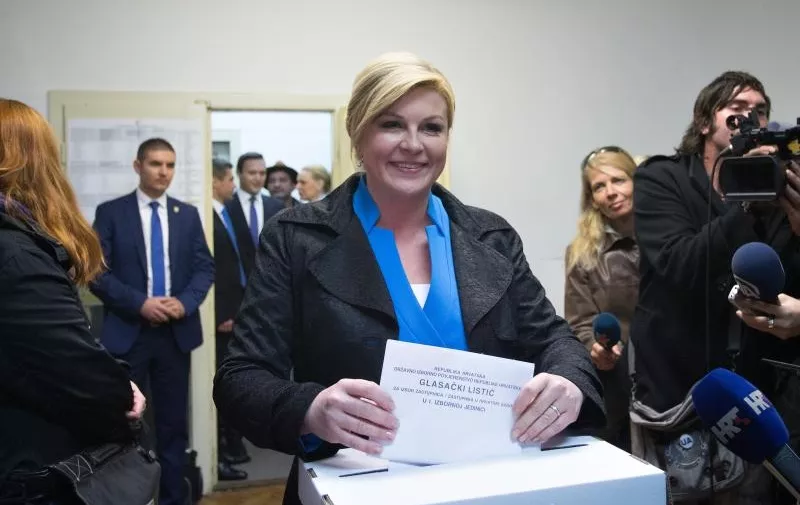 08.11.2015., Zagreb - Predsjednica RH Kolinda Grabar Kitarovic glasuje na parlamentarnim izborima na birackom mjestu u Bauerovoj 21.
Photo: Davor Puklavec/PIXSELL