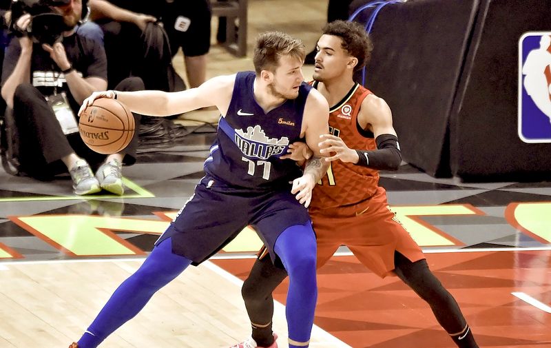 ATLANTA, GA &#8211; OCTOBER 24: Atlanta Hawks guard Trae Young (right) defends Dallas Mavericks guard Luka Doncic (left) during the third quarter of a NBA game on October 24, 2018 at State Farm Arena in Atlanta, GA., Image: 392547299, License: Rights-managed, Restrictions: FOR EDITORIAL USE ONLY. Icon Sportswire (A Division of XML Team Solutions) reserves [&hellip;]