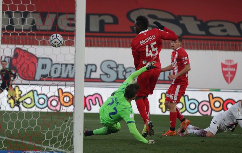 December 30, 2020, United Kingdom: Mario Balotelli of AC Monza puts the ball into the net only for his effort to be disallowed during the Serie B match at U-Power Stadium, . Picture date: 30th December 2020. Picture credit should read: Jonathan Moscrop/Sportimage(Credit Image: &copy; Jonathan Moscrop/CSM via ZUMA Wire) (Cal Sport Media via AP Images)