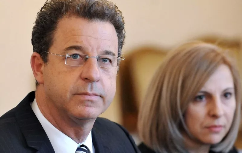 Belgian jurist Serge Brammertz, prosecutor for the International Criminal Tribunal for former Yugoslavia, attends a meeting with Bosnia's tripartite presidency members in Sarajevo on April 15, 2013. Brammertz is on a one-day visit to Bosnian capital to discuss matters of Bosnia's co-operation with the Tribunal, completing preparations for his annual report to the UN General Assembly.    AFP PHOTO / ELVIS BARUKCIC / AFP / ELVIS BARUKCIC