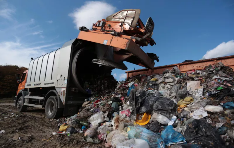 15.10.2013., Zapresic - Odlagaliste otpada koje je zatvorilo Ministarstvo zastite okolisa i prirode. r"nPhoto: Dalibor Urukalovic/PIXSELL