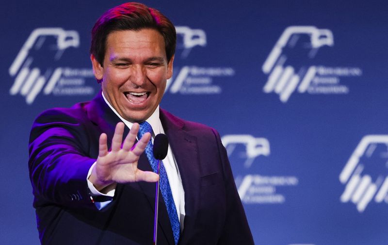 (FILES) Republican Florida Governor Ron DeSantis waves to supporters at the Republican Jewish Coalition Annual Leadership Meeting in Las Vegas, Nevada, on November 19, 2022. DeSantis, the leading Republican rival to Donald Trump, will announce his 2024 US presidential bid on May 24, 2023, during a live Twitter event with Elon Musk, a source familiar with his plans told AFP. "I will be interviewing Ron DeSantis and he has quite an announcement to make," Musk confirmed at a conference on Tuesday. (Photo by Wade Vandervort / AFP)