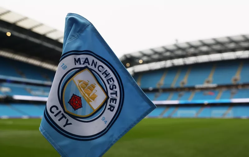 MANCHESTER, ENGLAND &#8211; DECEMBER 23: General view inside the stadium with a close up of the corner flag prior to the Premier League match between Manchester City and AFC Bournemouth at Etihad Stadium on December 23, 2017 in Manchester, England. (Photo by Matthew Lewis/Getty Images)