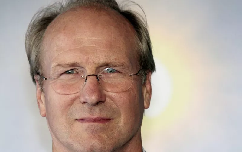 US actor, William Hurt, poses,during the photocall of "The yellow handkerchief ", directed by  Udayan Prasad, on September 11, 2008, at the 34th US Film Festival, on the French northwestern coast. Eleven movies are presented this year in competition during the Festival held from 5 to 14 September.  AFP PHOTO FRANCOIS GUILLOT (Photo by FRANCOIS GUILLOT / AFP)