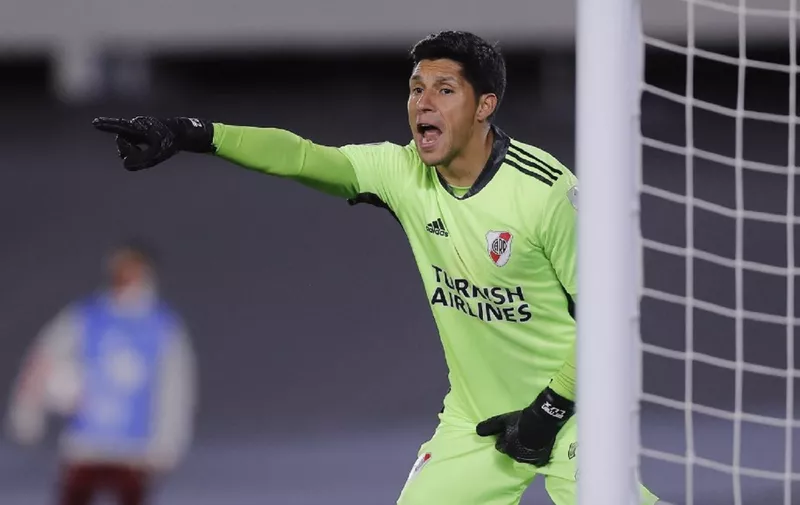 Argentina's River Plate goalkeeper Enzo Perez in action during the Copa Libertadores football tournament group stage match against Colombia's Independiente Santa Fe at the Monumental Stadium in Buenos Aires, on May 19, 2021. (Photo by Juan Ignacio RONCORONI / various sources / AFP)
