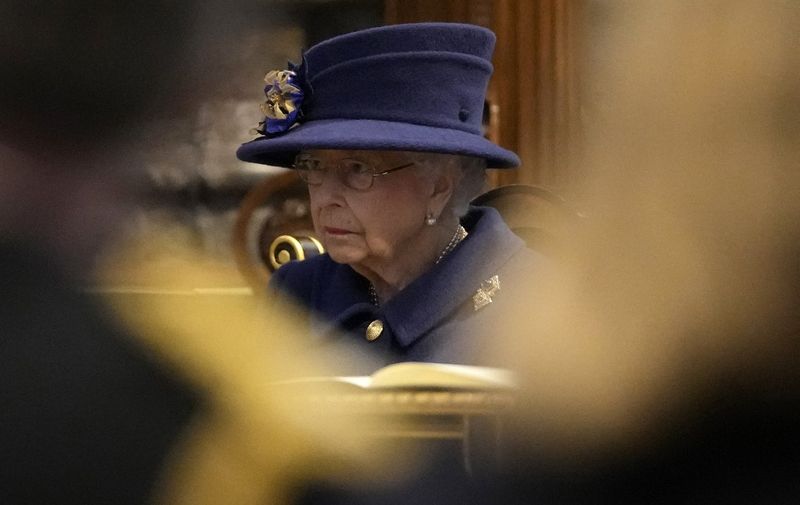 Britain's Queen Elizabeth II attends a Service of Thanksgiving to mark the Centenary of the Royal British Legion at Westminster Abbey in London on October 12, 2021. - The Royal British Legion has been celebrating its 100th Anniversary throughout 2021 with a special programme of activity, paying tribute to those who have contributed to its proud history and celebrating with the communities across the UK and around the world who are at its heart. (Photo by Frank Augstein / POOL / AFP)