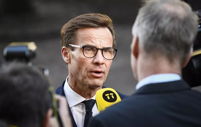 Ulf Kristersson, leader of the Moderate Party in Sweden speaks to the press upon arrival for the opening of the Swedish Parliament Riksdagen on September 25, 2018 in Stockholm.
Sweden's centre-right opposition and the far-right ousted Swedish Prime Minister Stefan Lˆfven in a vote of no-confidence as expected after September 9 elections left neither the left or right bloc with a majority. A total of 204 of 349 members of parliament voted against Lofven, while 142 voted in favour of him. / AFP PHOTO / Jonathan NACKSTRAND