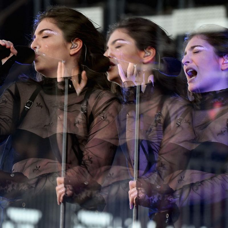 NEW YORK, NY - JUNE 02: EDITORS NOTE: Multiple exposure shot in camera. Lorde performs onstage during the 2017 Governors Ball Music Festival - Day 1 at Randall's Island on June 2, 2017 in New York City.   Theo Wargo/Getty Images/AFP (Photo by Theo Wargo / GETTY IMAGES NORTH AMERICA / Getty Images via AFP)