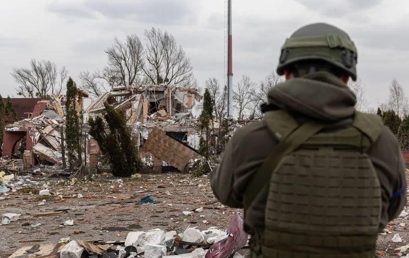 A Ukrainian soldier looks on at the debris caused by Russian shelling in Kyiv Oblast. Amid the intensified Russian offensive on Ukraine across the country. Numerous homes have been destroyed and people displaced, as the UN says 6.5m displaced inside the country and over 3.2 million refugees have been fled from the war crisis.
Residential houses destroyed in Ukraine - 26 Mar 2022,Image: 673587018, License: Rights-managed, Restrictions: , Model Release: no, Credit line: Profimedia
