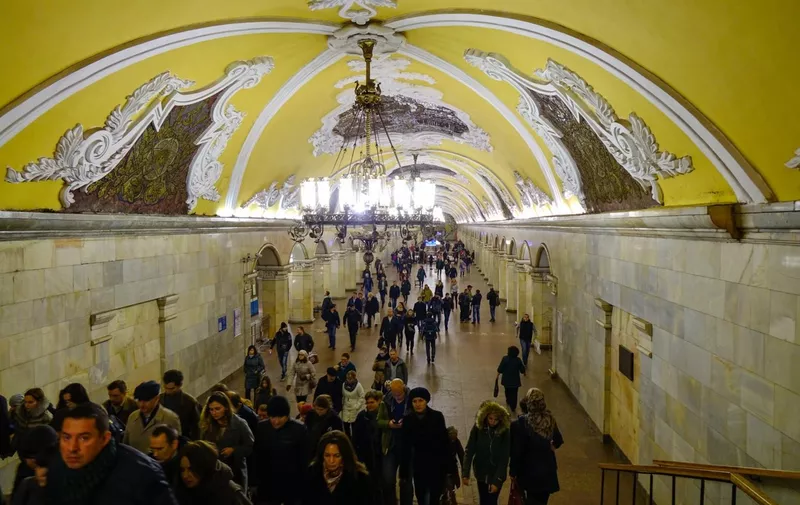 Moscow, Russia - Oct 19, 2016. People walking at an old metro station in Moscow, Russia. Moscow Metro has 203 stations and its route length is 339.1 km., Image: 345522212, License: Royalty-free, Restrictions: , Model Release: no, Credit line: Duy Phuong Nguyen / Alamy / Alamy / Profimedia