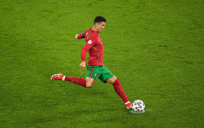 But sur penalty de Cristiano Ronaldo  7 - Portugal  - FOOTBALL : Portugal vs France - Budapest - 23/06/2021 FedericoPestellini/Panoramic PUBLICATIONxNOTxINxFRAxITAxBEL