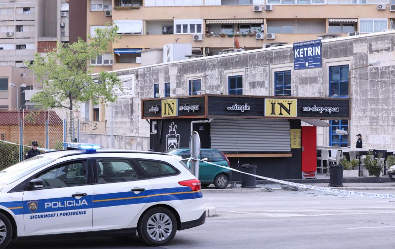 04.05.2022., Split - Zbog eksplozije u ugostiteljskom objektu pored ulice Bruna Busica na krizanju s Poljickom dio prometnice zatvoren za promet. Photo: Ivo Cagalj/PIXSELL