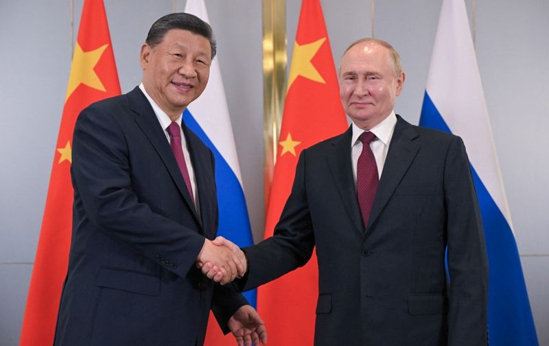 Xi Jinping i Vladimir Putin u Astani