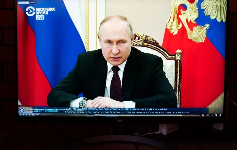 President Vladimir Putin issued an urgent appeal to the servicemen of the Ukrainian Armed Forces. 
He actually suggested that they change their oath and go over to the side of Russia. Putin has not changed his rhetoric, calling the Ukrainian authorities Nazis and fascists. At the same time, on February 25, according to the Ministry of Defense, about 1,000 Russian servicemen were killed.
Televised press conference in Kiev, Ukraine - 25 Feb 2022,Image: 664955666, License: Rights-managed, Restrictions: , Model Release: no, Credit line: Profimedia