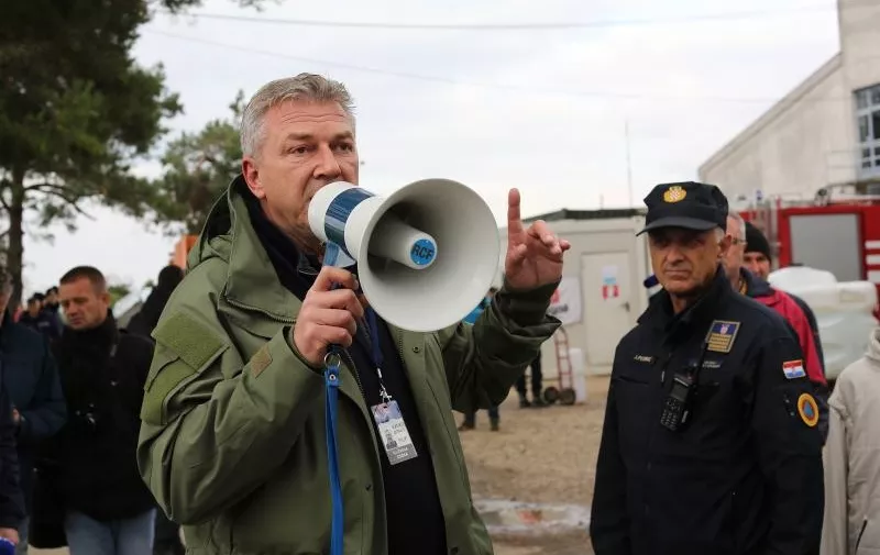 21.10.2015., Opatovac - Strani diplomati u obilasku prihvatnog centra kako bi se uvjerili u stanje s izbjeglicama.
Photo: Marko Mrkonjic/PIXSELL