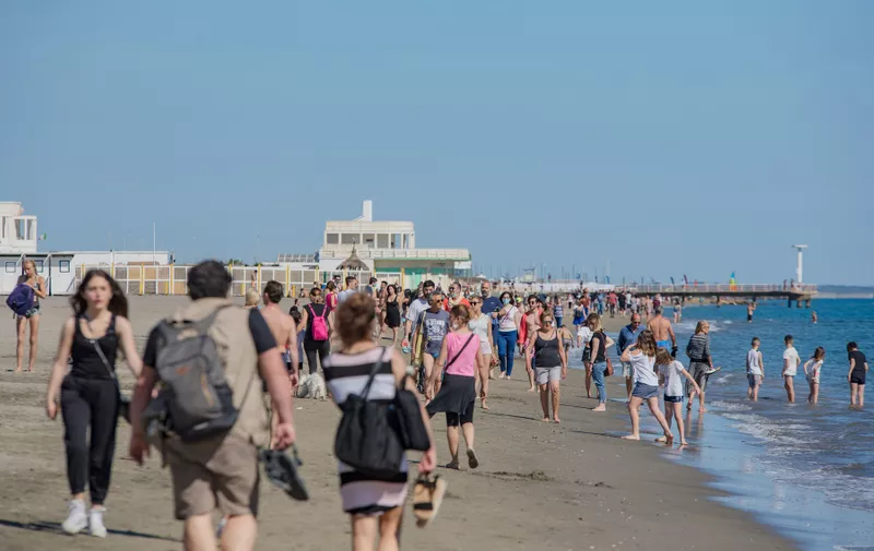 Coronavirus "phase 2": a lot of people walk on the beach of Ostia, in the south district of Rome, Italy.
Rome: Ready for the summer, Rome, Italy, Italy - 23 May 2020,Image: 521808016, License: Rights-managed, Restrictions: , Model Release: no, Credit line: Profimedia