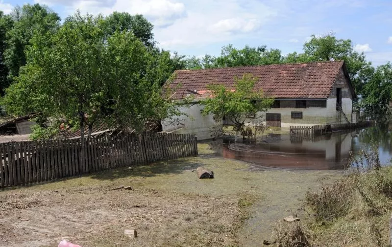 29.05.2014., Vinkovci - Evakuirani mjestani sela Racinovci vratili su se u svoje domove koji su unisteni nakon poplave. 
Photo: Goran Ferbezar/PIXSELL