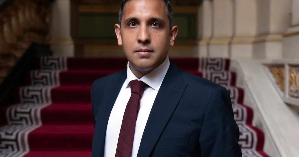 Jawed R T Novog britanski veleposlanik u Zagrebu Javed Patel obožava nogomet ...