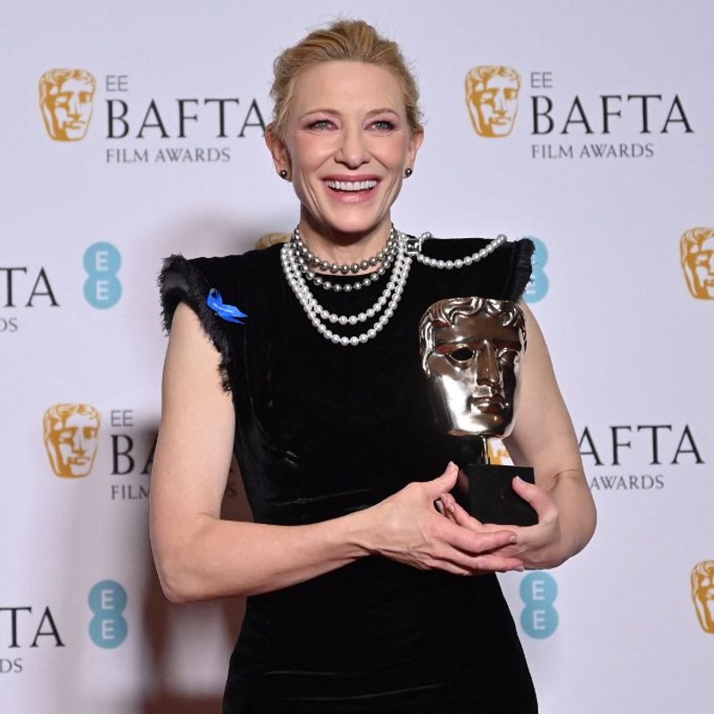 US-Australian actress Cate Blanchett poses with the award for Best leading actress for her role in 'Tar' during the BAFTA British Academy Film Awards ceremony at the Royal Festival Hall, Southbank Centre, in London, on February 19, 2023. (Photo by JUSTIN TALLIS / AFP)