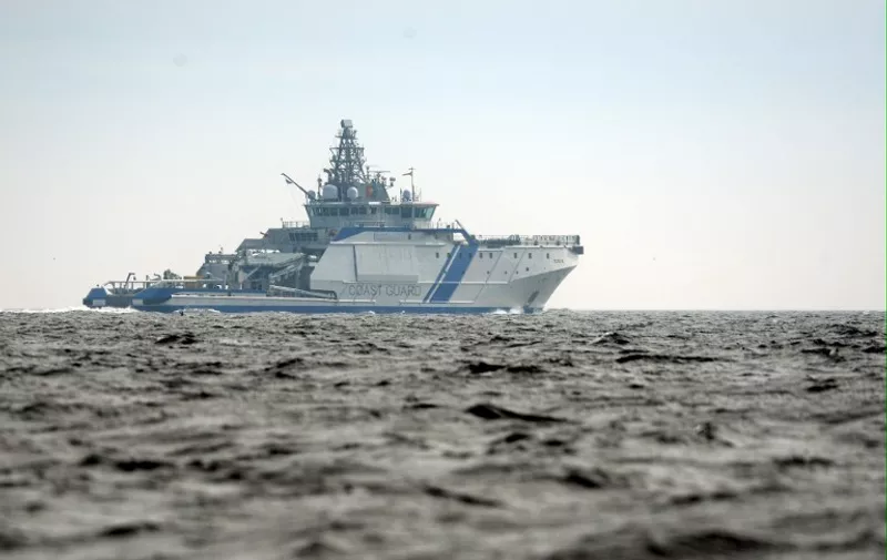 Finnish Border Guard's ship Turva patrols in waters near Helsinki on on April 28, 2015. Finland said Tuesday its navy had fired warning shots at a possible submarine off the coast of Helsinki in the early hours of the morning. AFP PHOTO / LEHTIKUVA / MIKKO STIG *** FINLAND OUT