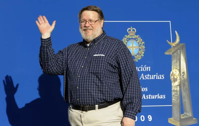 (FILES) This file photo taken on October 22, 2009 shows US programmer Raymond Samuel Tomlinson arriving prior to the presentation of the Prince of Asturias awards in Oviedo Spain. 
Tomlinson, who implemented the first email system, died reportedly of a heart attack on March 5, 2016, at age 74. His death was confirmed by the Internet Hall of Fame. / AFP / MIGUEL RIOPA