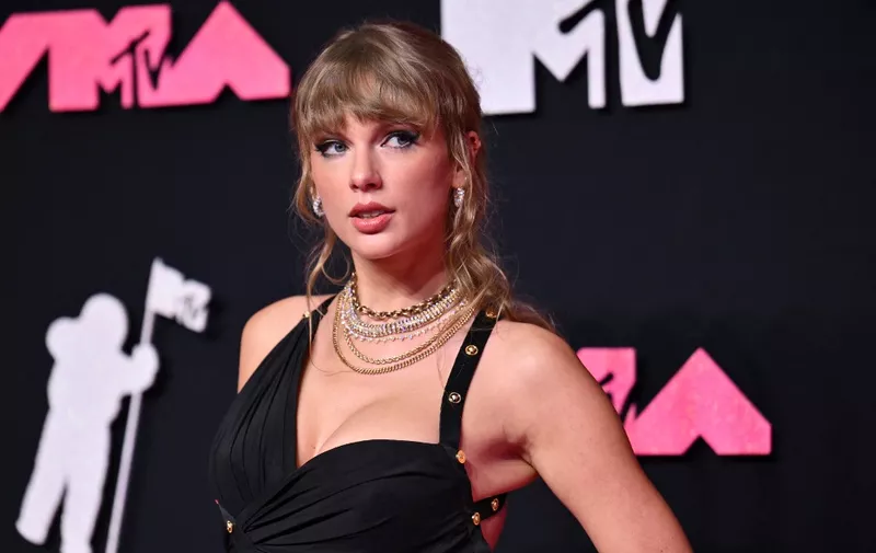 US singer Taylor Swift arrives for the MTV Video Music Awards at the Prudential Center in Newark, New Jersey, on September 12, 2023. (Photo by ANGELA WEISS / AFP)