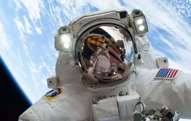NASA-in astronaut Mike Hopkins u svemirskoj šetnji
