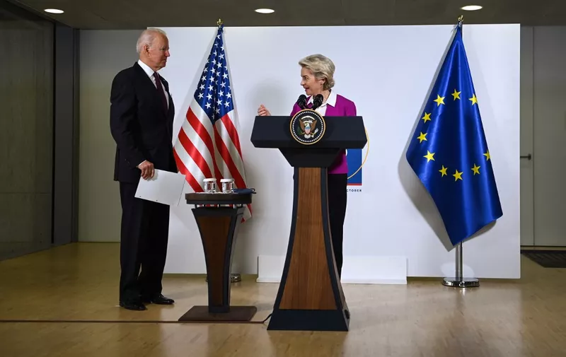 President of the European Commission Ursula von der Leyen and US President Joe Biden address the media during the G20 of World Leaders Summit on October 31, 2021 at the convention center "La Nuvola" in the EUR district of Rome. (Photo by Brendan SMIALOWSKI / AFP)
