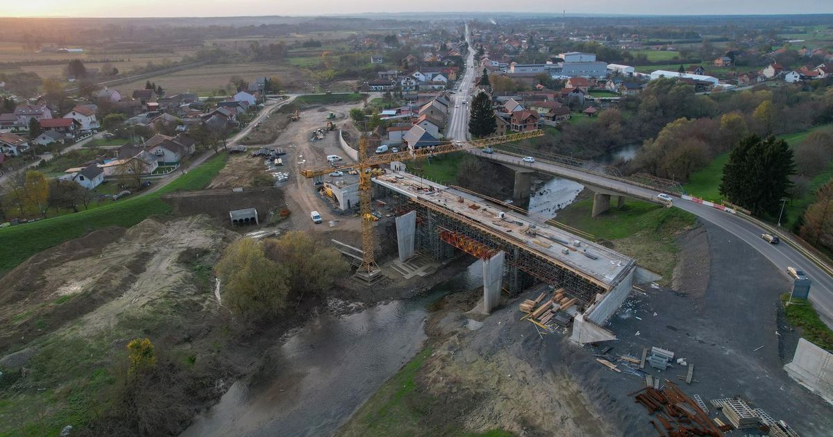 [Autocesta A11] ZagrebVelika GoricaSisak Page 207